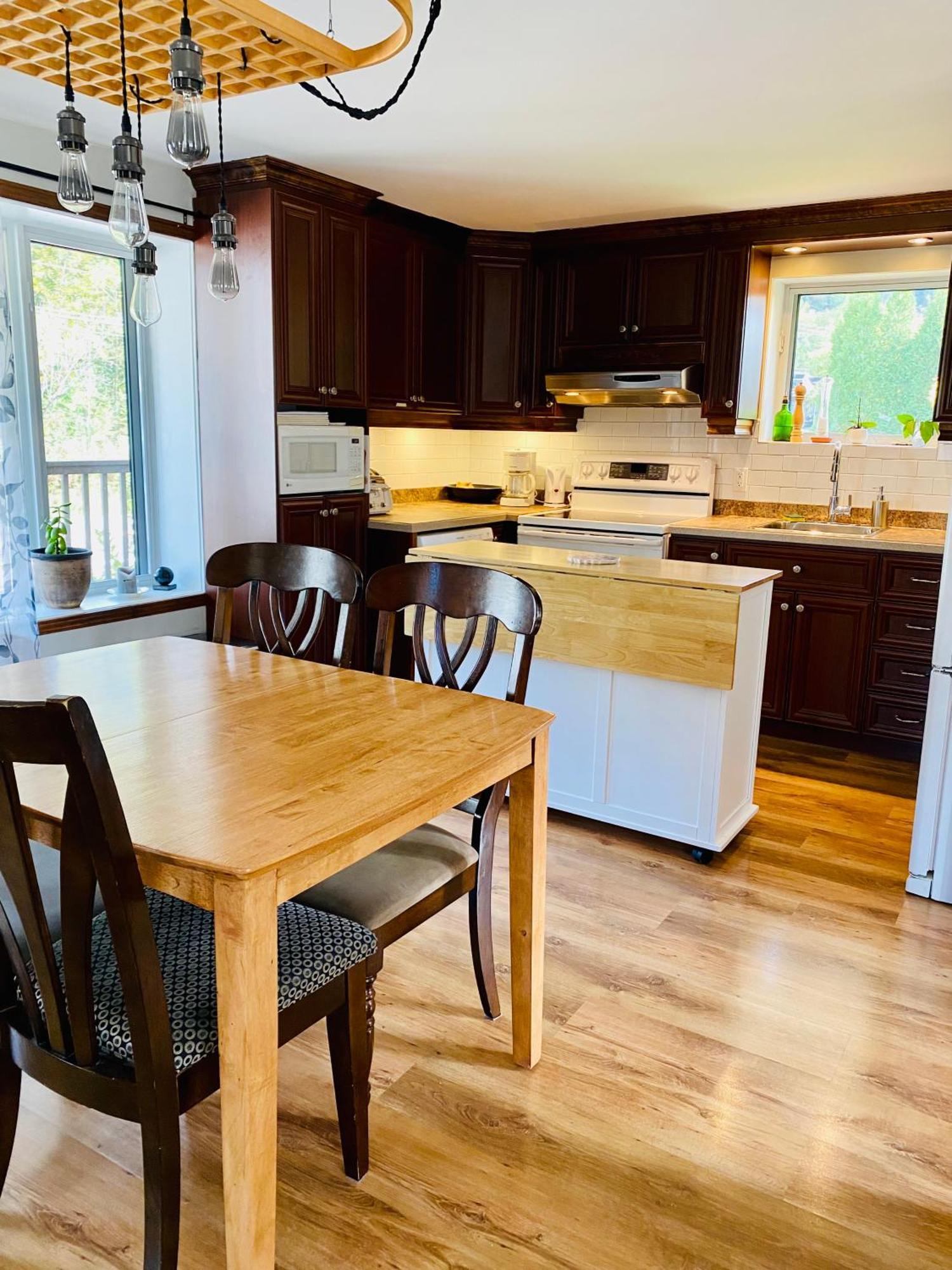 Belle Maison Avec Vue Sur La Riviere LʼAnse-Saint-Jean Extérieur photo